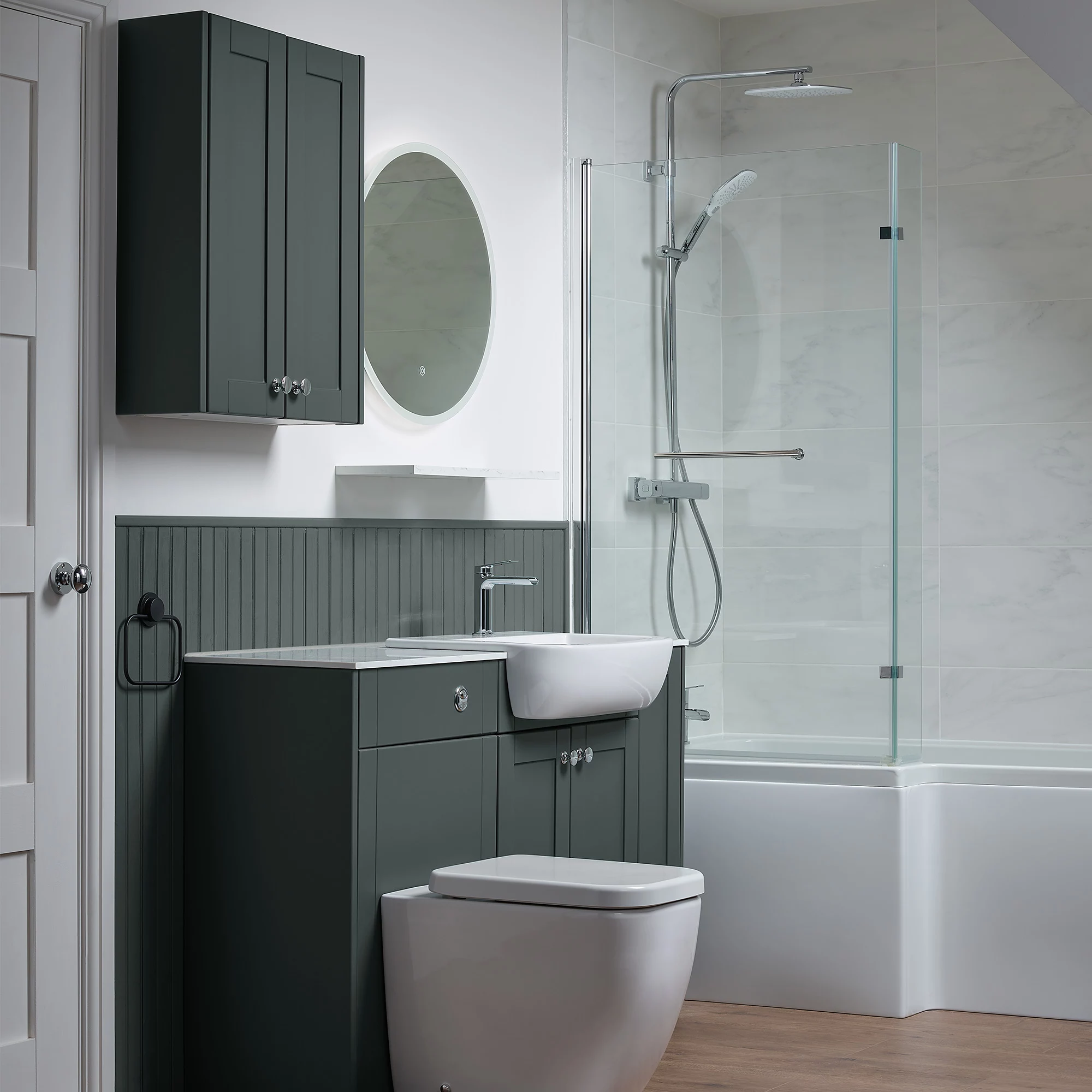 Ashford Matt Green Straight Plinth (L)2400mm 5 Ashford Matt Green Straight Plinth (L)2400mm - Image 5