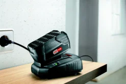 Bosch Power For All 18V 4.0Ah Li-ion Power Tool Battery -Trade Point Store bosch power for all 18v 4 0ah li ion power tool battery4053423202120 01i