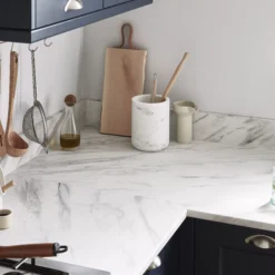 GoodHome Algiata White Marble Effect Laminate & Particle Board Upstand (L)3000mm 11 GoodHome Algiata White Marble Effect Laminate & Particle Board Upstand (L)3000mm -Trade Point Store goodhome algiata white marble effect laminate particle board upstand l 3000mm3663602634133 01i