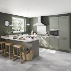 GoodHome Alpinia Matt Green Painted Wood Effect Shaker Highline Cabinet Door (W)300mm (H)715mm (T)18mm 13 GoodHome Alpinia Matt Green Painted Wood Effect Shaker Highline Cabinet Door (W)300mm (H)715mm (T)18mm -Trade Point Store goodhome alpinia matt green painted wood effect shaker highline cabinet door w 300mm h 715mm t 18mm5059340147093 21i