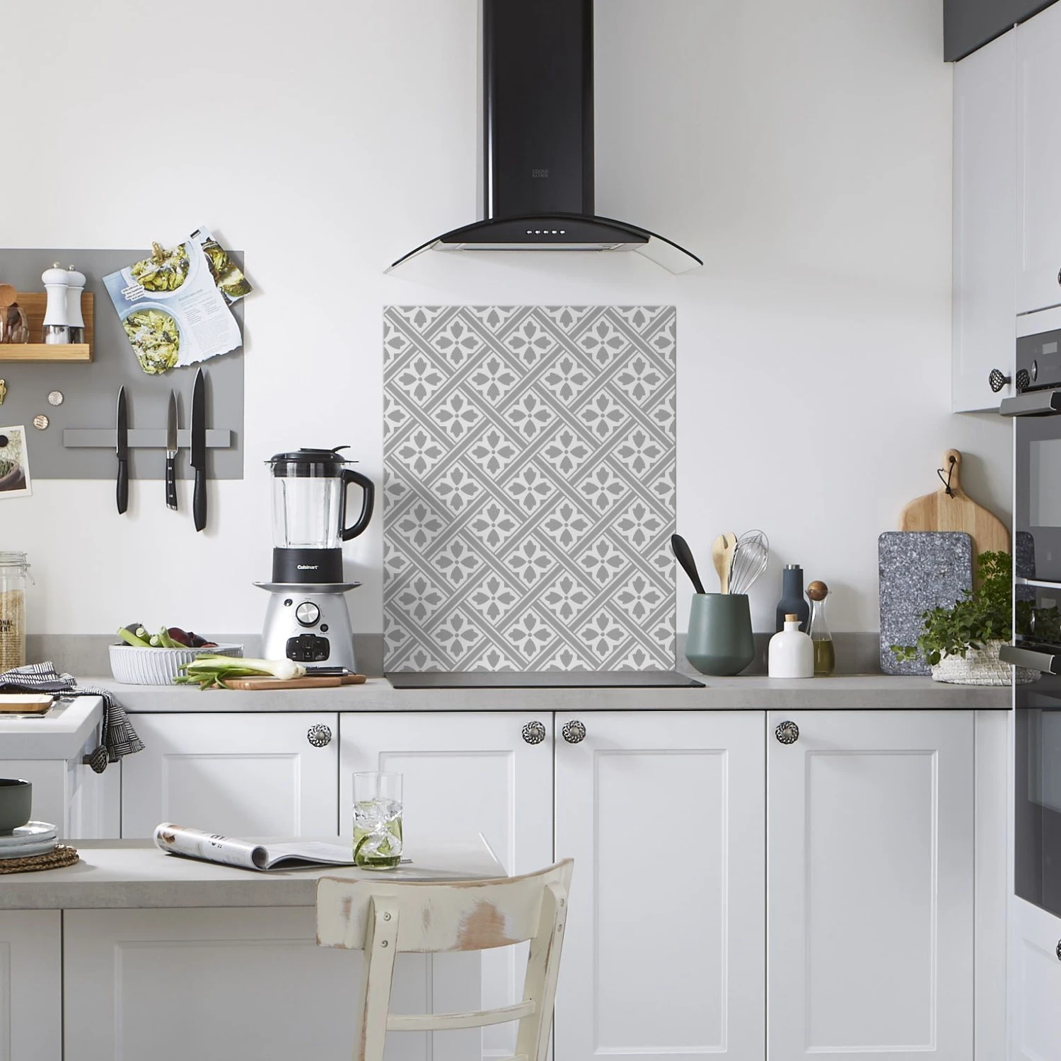 Laura Ashley Mr Jones Charcoal Geometric Glass Splashback, (H)750mm (W)600mm (T)6mm 2 Laura Ashley Mr Jones Charcoal Geometric Glass Splashback, (H)750mm (W)600mm (T)6mm - Image 2