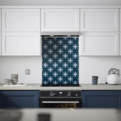 Laura Ashley Wicker Midnight Seaspray Geometric Glass Splashback, (H)750mm (W)600mm (T)6mm 11 Laura Ashley Wicker Midnight Seaspray Geometric Glass Splashback, (H)750mm (W)600mm (T)6mm -Trade Point Store laura ashley wicker midnight seaspray geometric glass splashback h 750mm w 600mm t 6mm5060729155509 04i bq